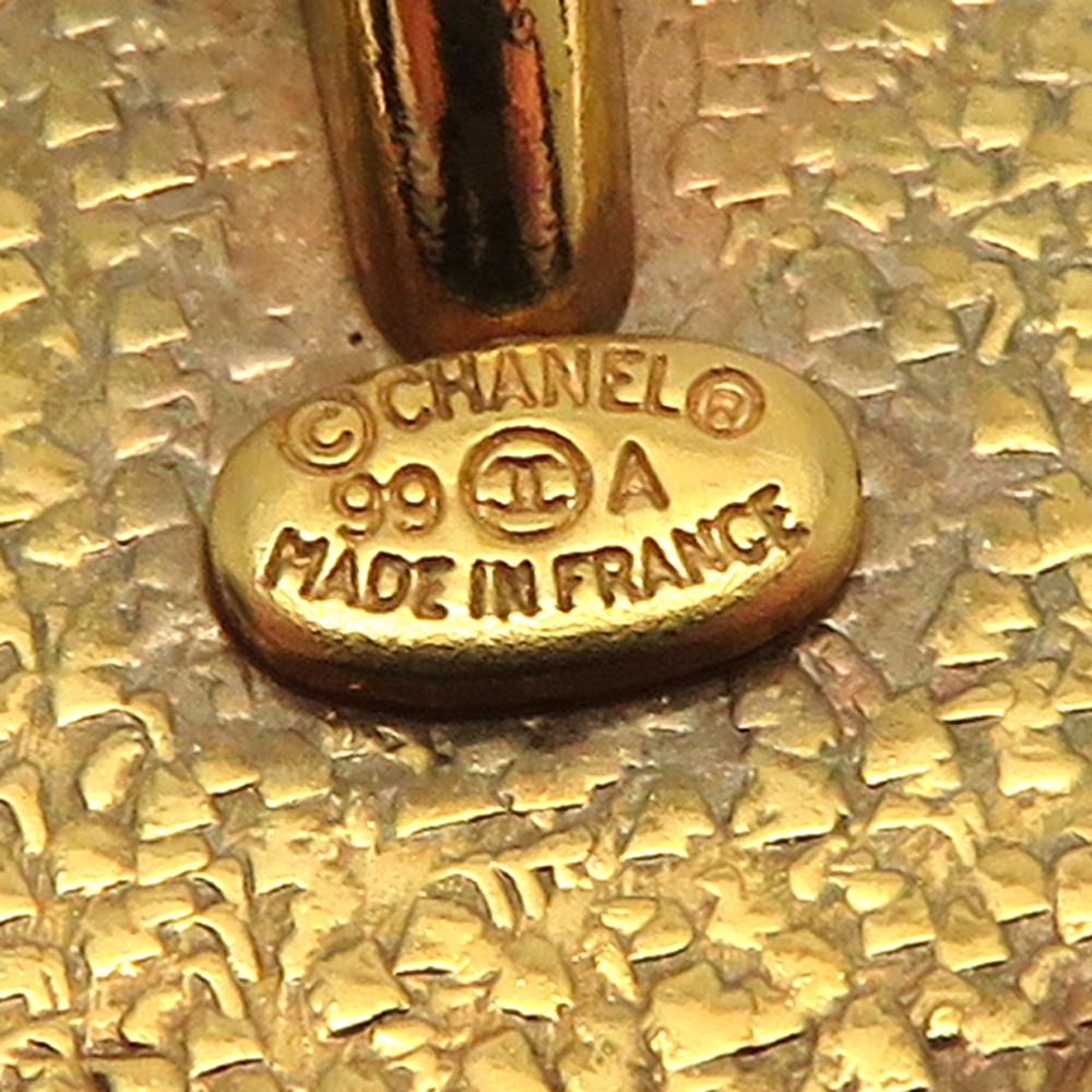 CHANEL Gold Necklace - Picture 5 of 7